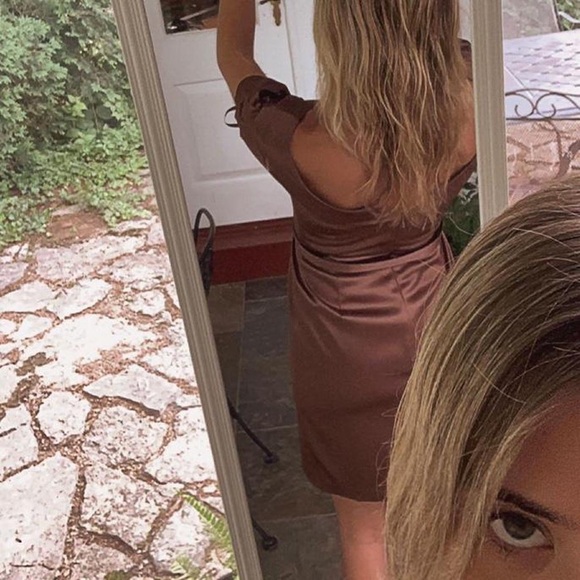 VINTAGE Ellen Tracy Elegant Silk Brown Mini Dress - Picture 2 of 2